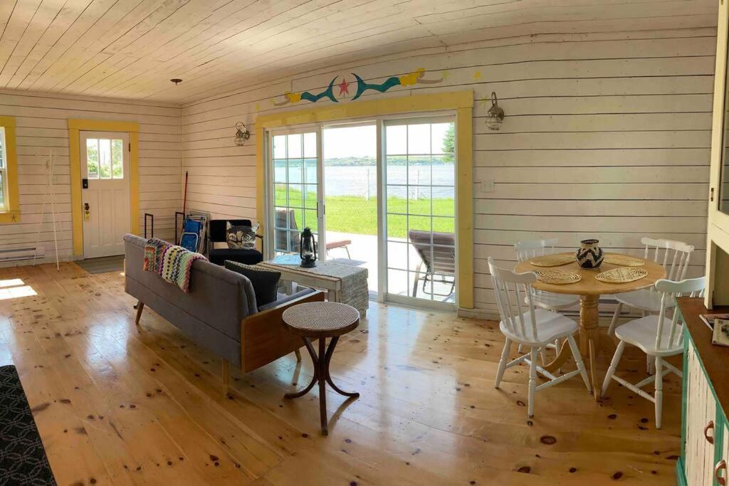 Sea Cliff Holiday home Edwardsville